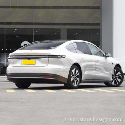 plus longue portée 710 km ET7 SUV 2023 100 kWh électrique EV Nouveaux véhicules d&#39;énergie Nio Car Electric Performance Vehicle High Speed